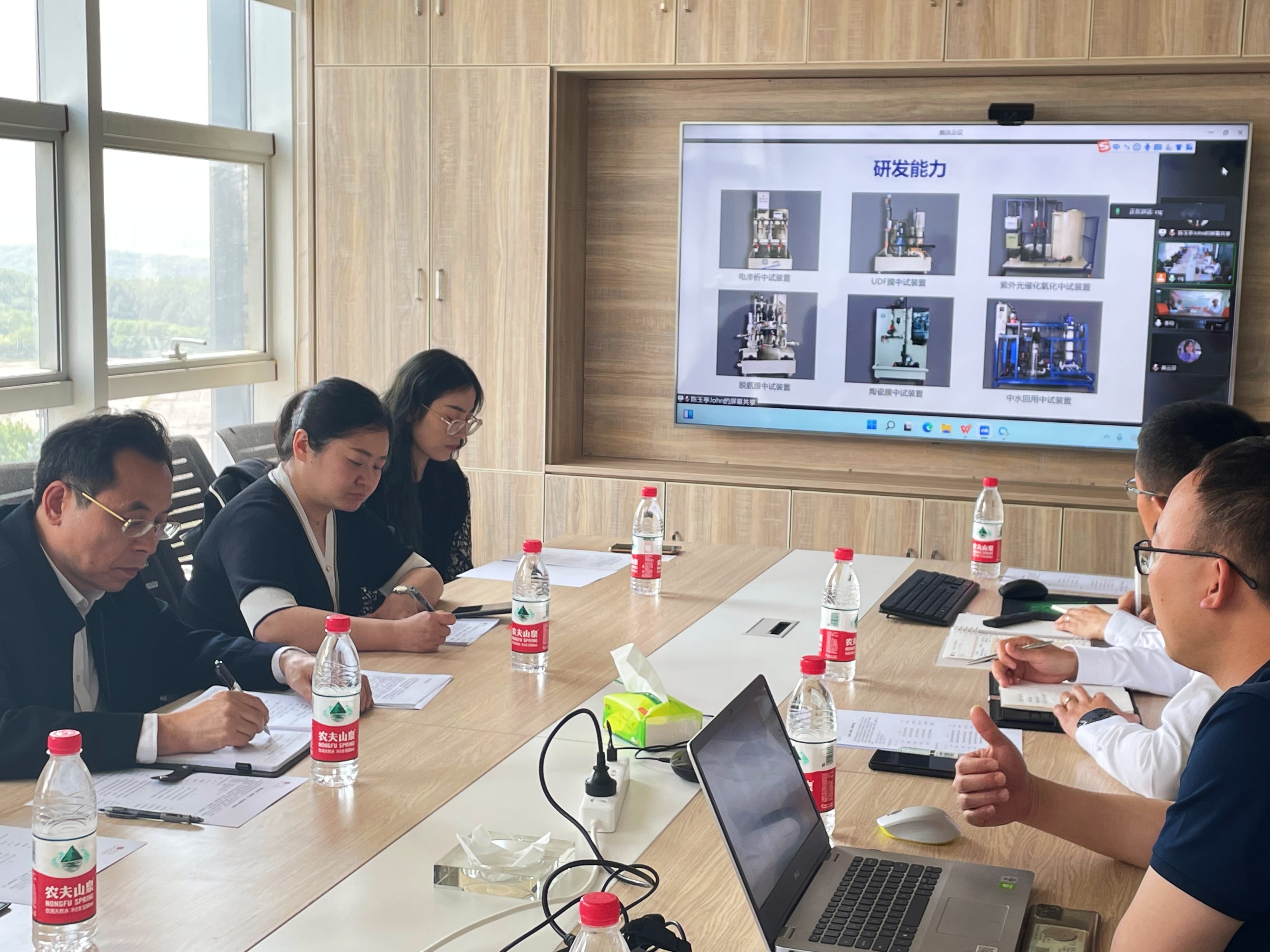 重慶工商大學訪企拓崗促就業(yè)專項行動——走進重慶依斯倍