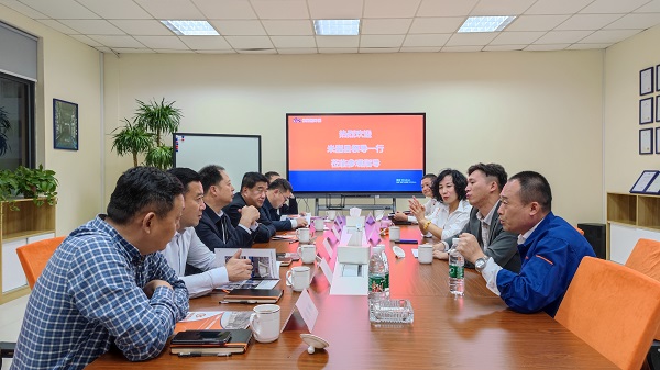 米脂縣領(lǐng)導(dǎo)一行走進依斯倍，深入探討廢水零排放